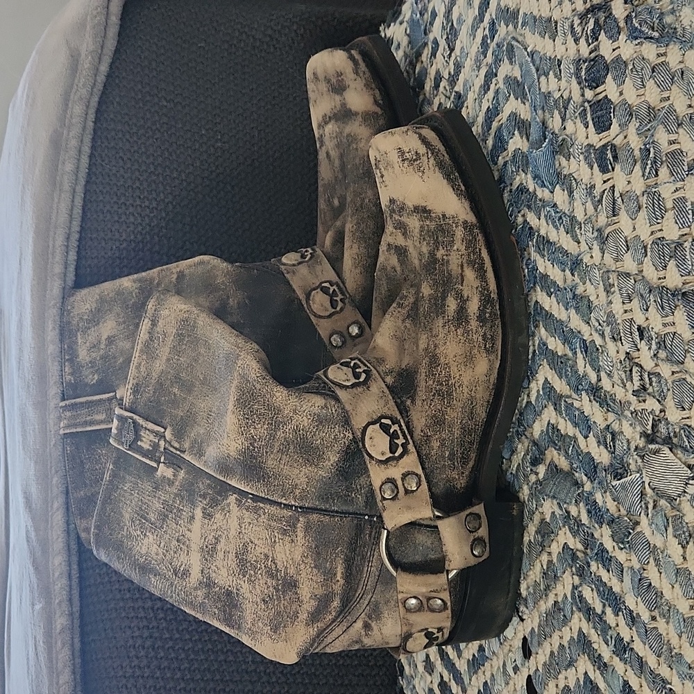 Harley Davidson motorcycle boots